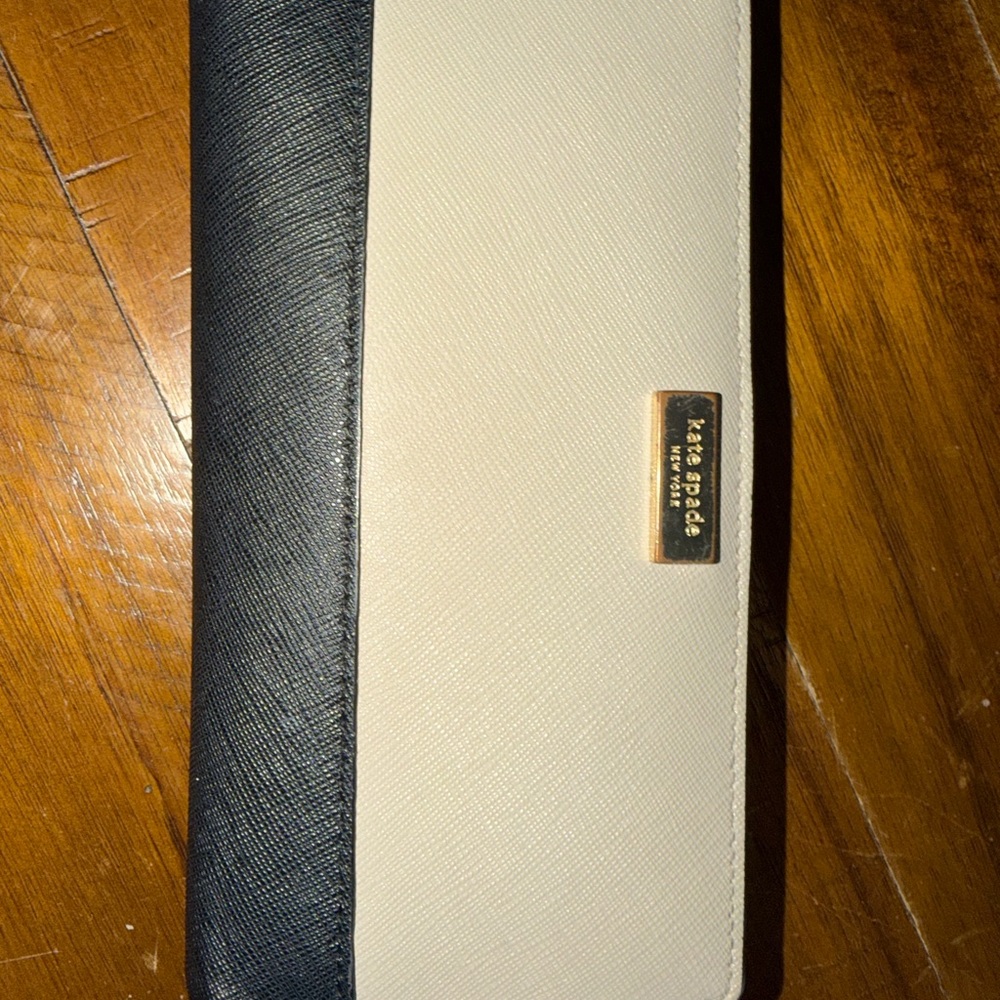 Kate Spade Navy and Cream Wallet